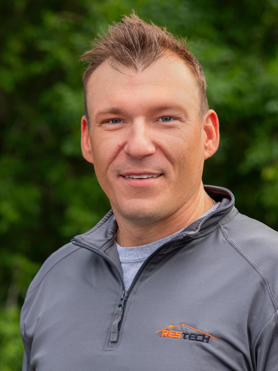 Tim R.