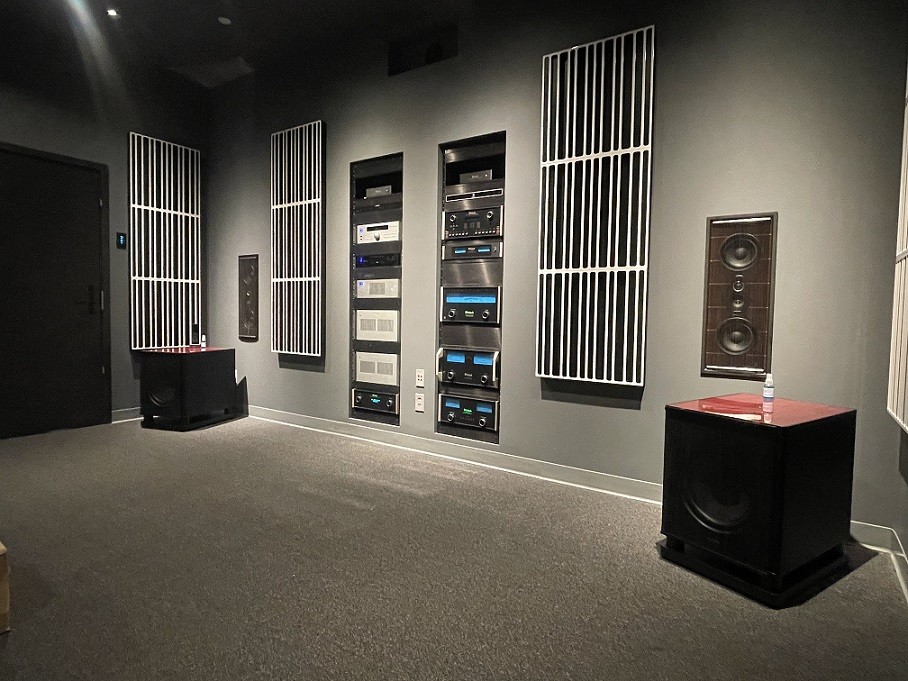 take-a-look-and-listen-to-high-end-audio-at-sumiko-s-showroom