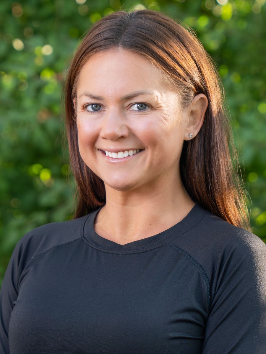 Sarah T. headshot